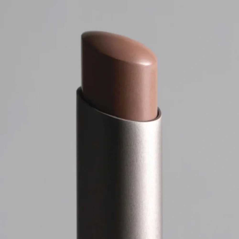 Soft Matte Lip Color 01 - Picture 6 of 7